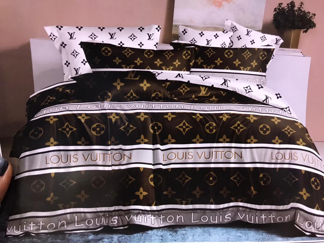 Louis Vuitton 3D Bedding Sets